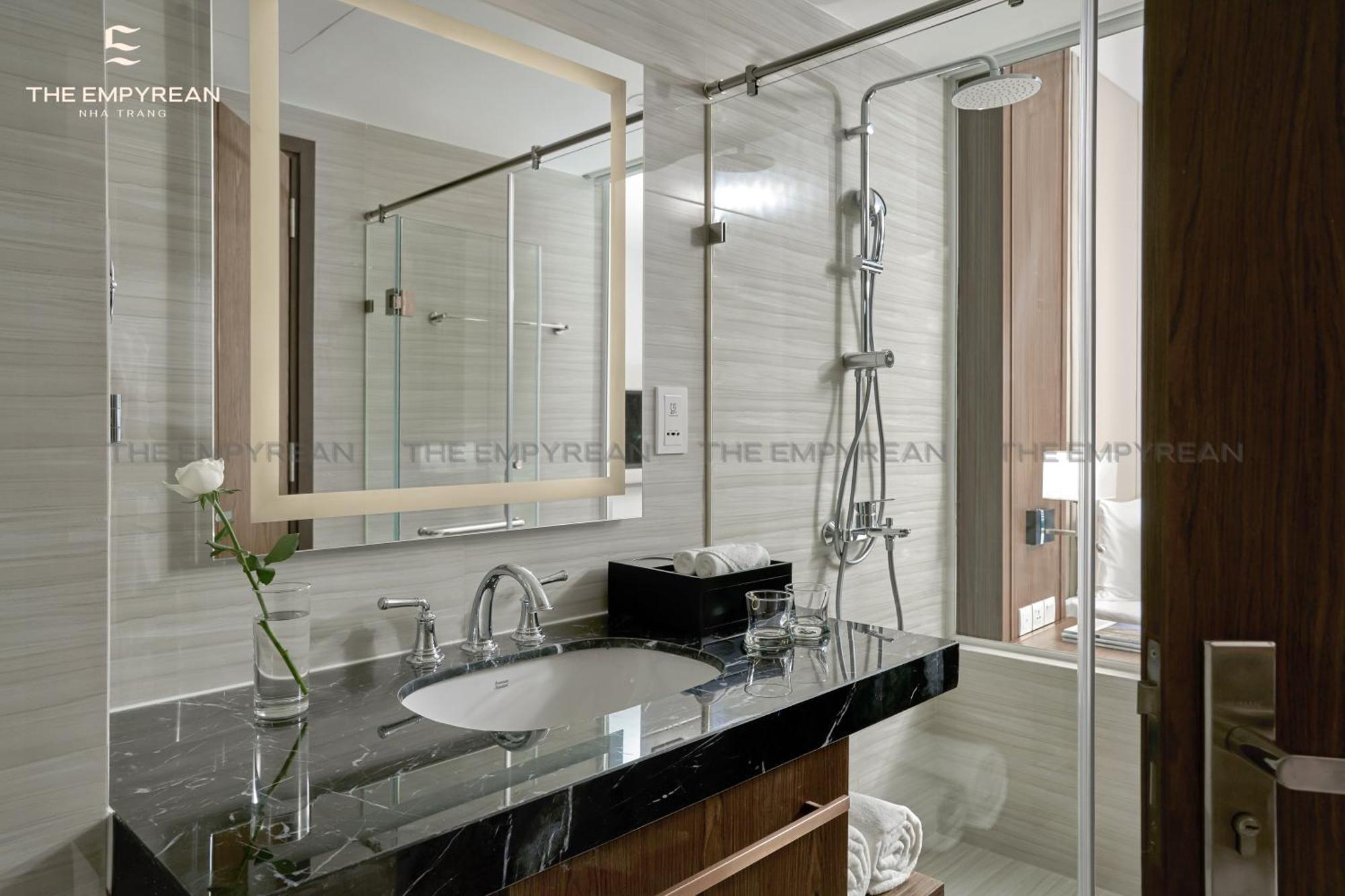 The Empyrean Nha Trang Hotel Стая снимка