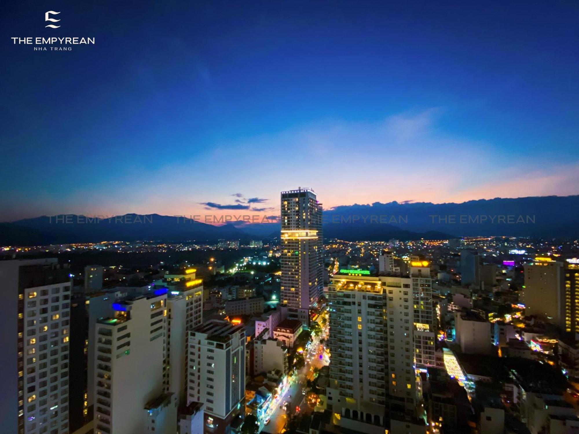 The Empyrean Nha Trang Hotel Екстериор снимка